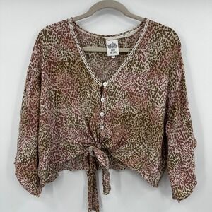 Queen The Label Leopard‎ Print Tie Front V Neck Cropped Blouse Size 12